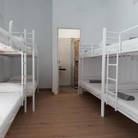 Hub Hostel Севілья Екстер'єр фото